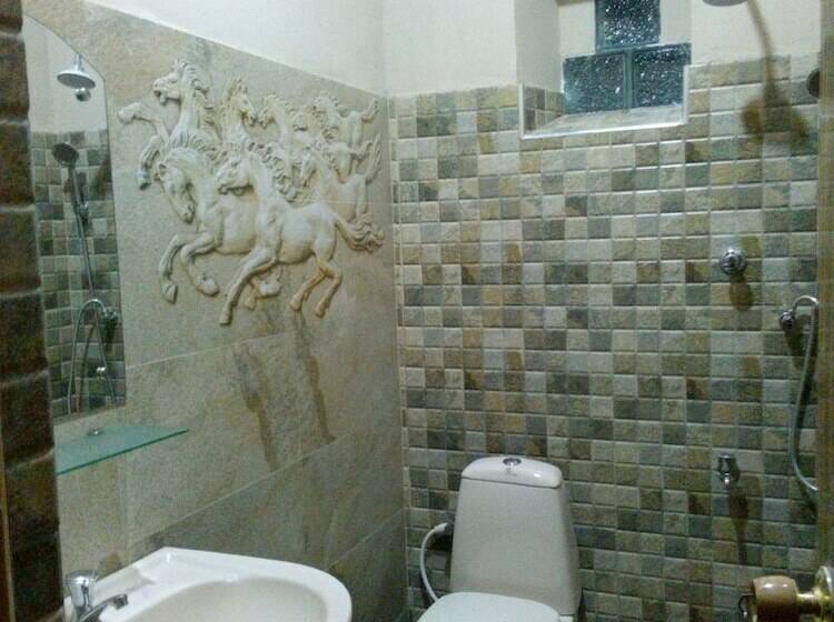 פנסיון Dreams Garden Surf Lodge