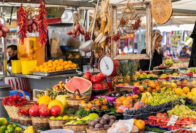 פנסיון Giubbonari Suites