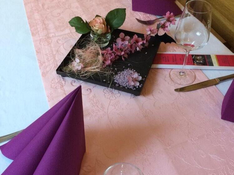 פנסיון Zur Fledermaus