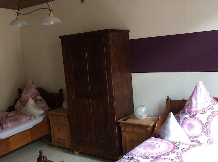 פנסיון Zur Fledermaus