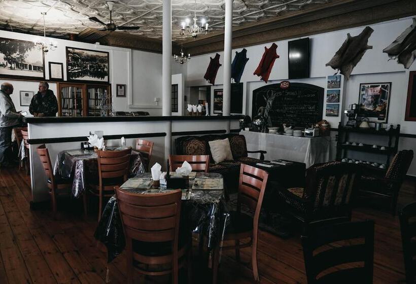 Пансион Karoo Country Inn