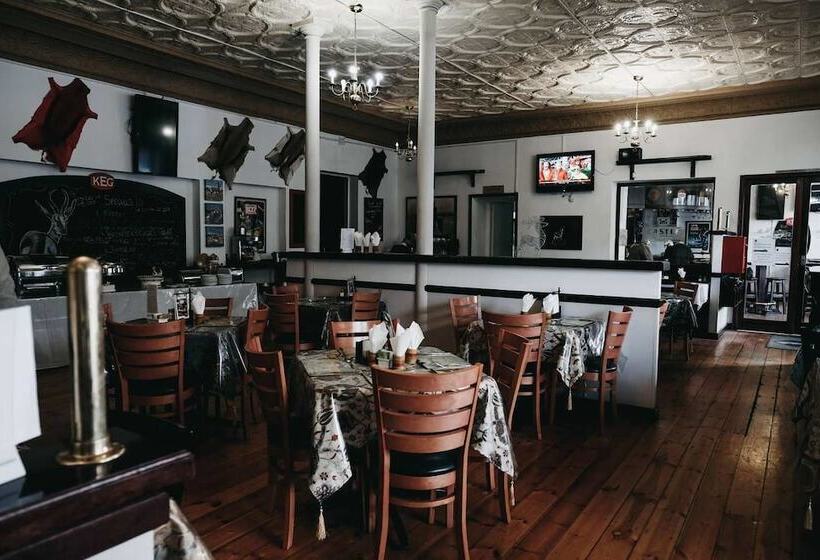 Пансион Karoo Country Inn