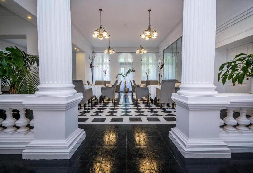 بنسيون Matejki 8