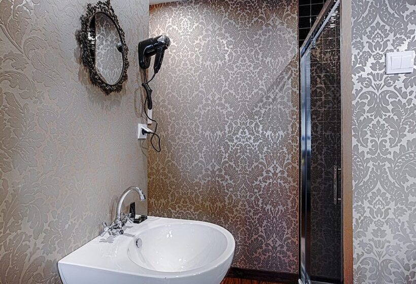 بنسيون Matejki 8