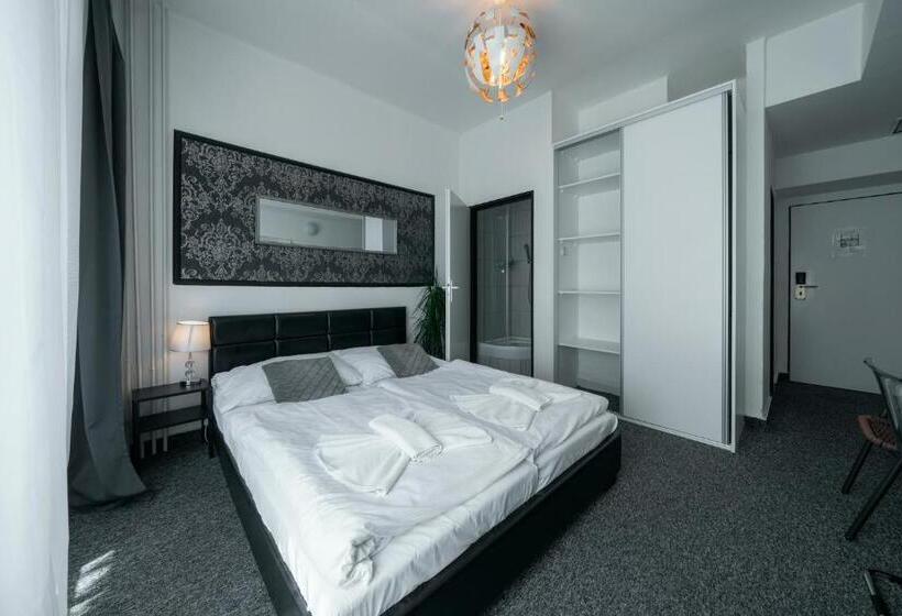 Пансион Penzion Homer Poděbrady