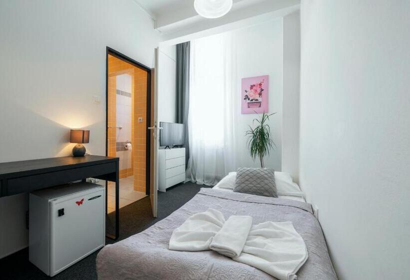 Пансион Penzion Homer Poděbrady