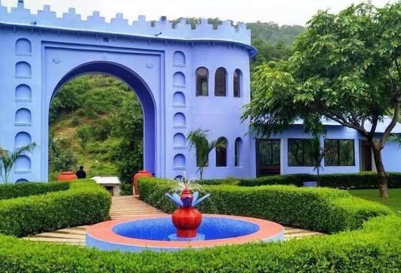 אתר נופש Dera Kumbhalgarh