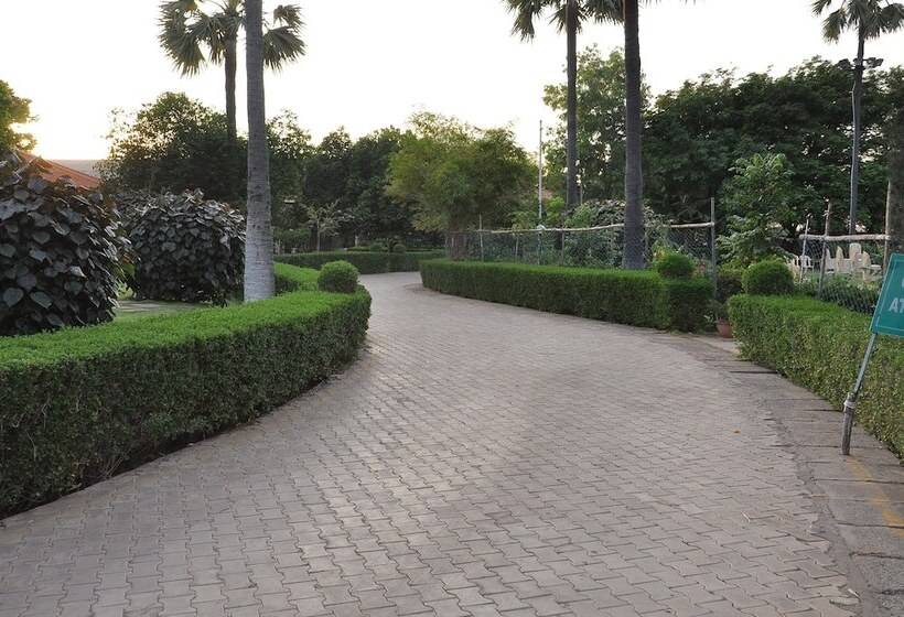 Sathya Park & Resorts