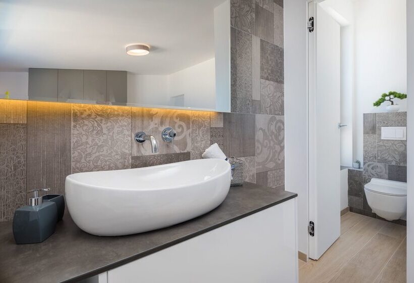 Trogir Pearl Luxury Resort