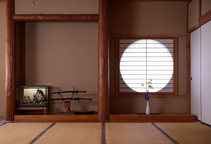 Yufuin Ryokan Okaeri