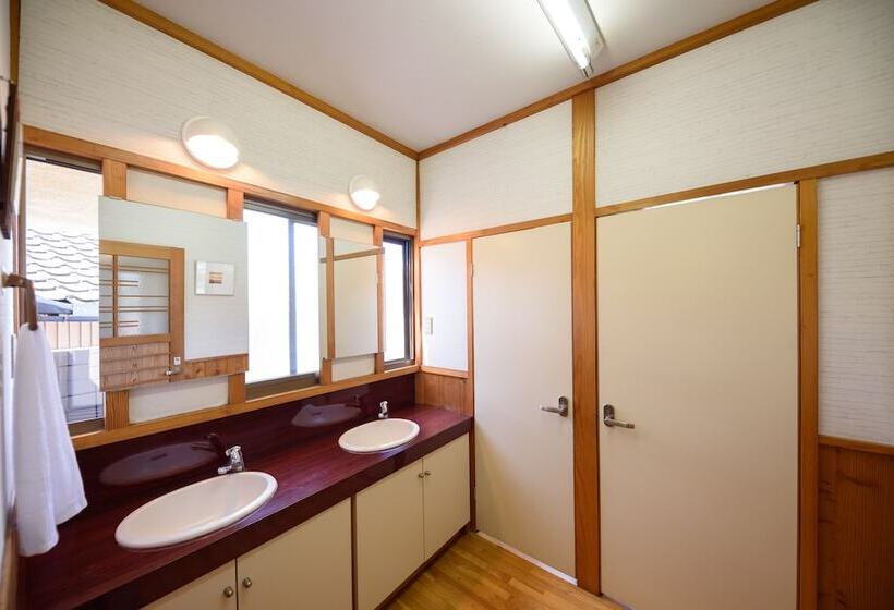 Yufuin Ryokan Okaeri