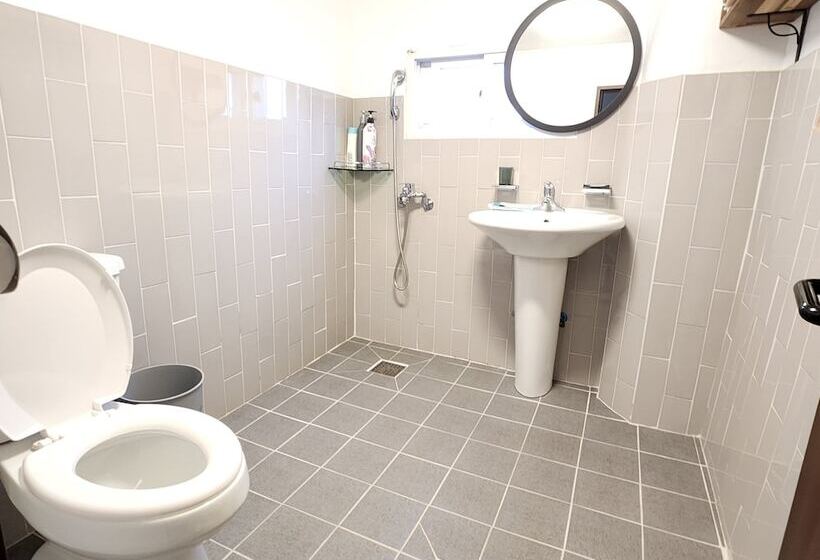 Общежитие Yeobyul Guesthouse