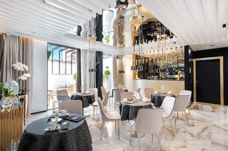 Posh Residence Luxury Suites