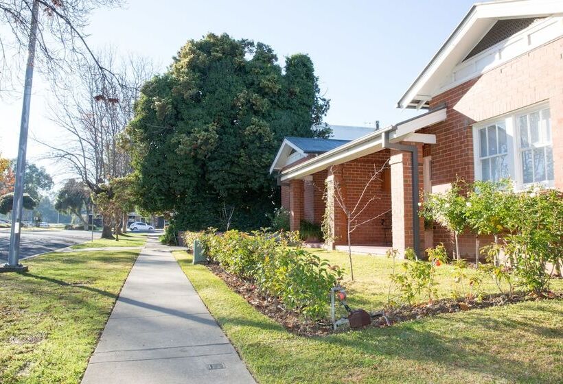 Apartments On Morrow