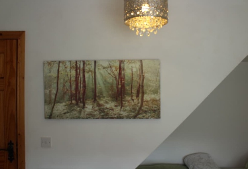 민박 Cois Ba House