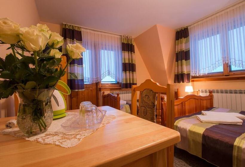 ベッドアンドブレックファースト Dom Wypoczynkowy U Staszla