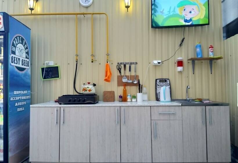 تختخواب و صبحانه Guest House Radost