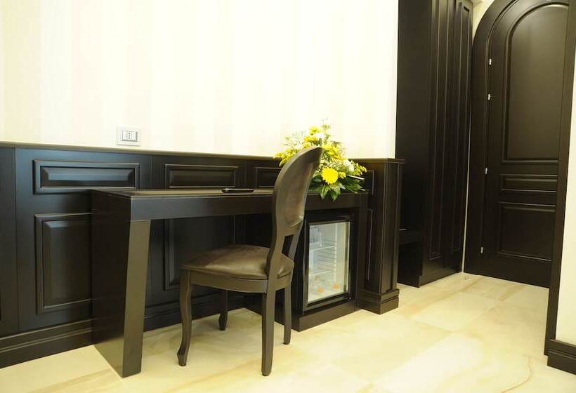 تختخواب و صبحانه Muro Torto Suite Struttura Sanificata Giornalmente Con Ozono E Prodotti Specifici Conformi Al Deca