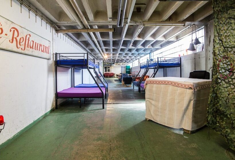 Boot Camp Central   Hostel