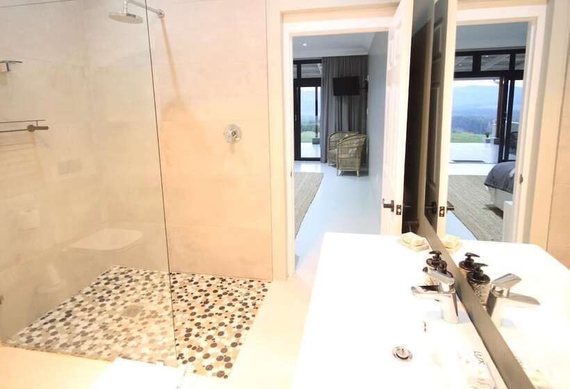 Curry's Post Bed And Breakfast