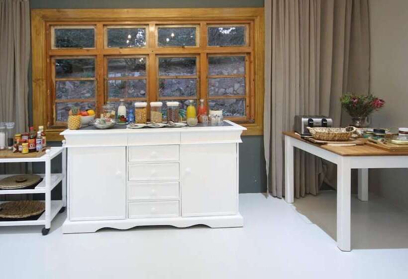 Curry's Post Bed And Breakfast