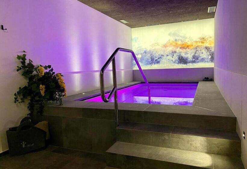 Garni Hotel Mezdi
