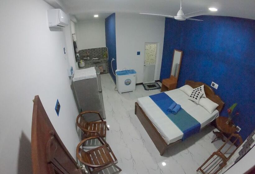 Girilena Guest House