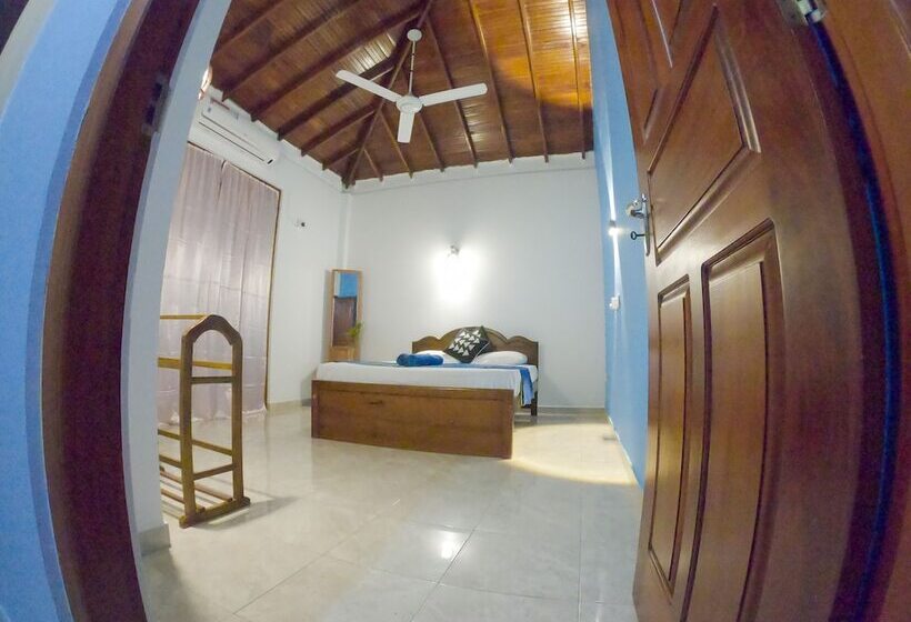 Girilena Guest House