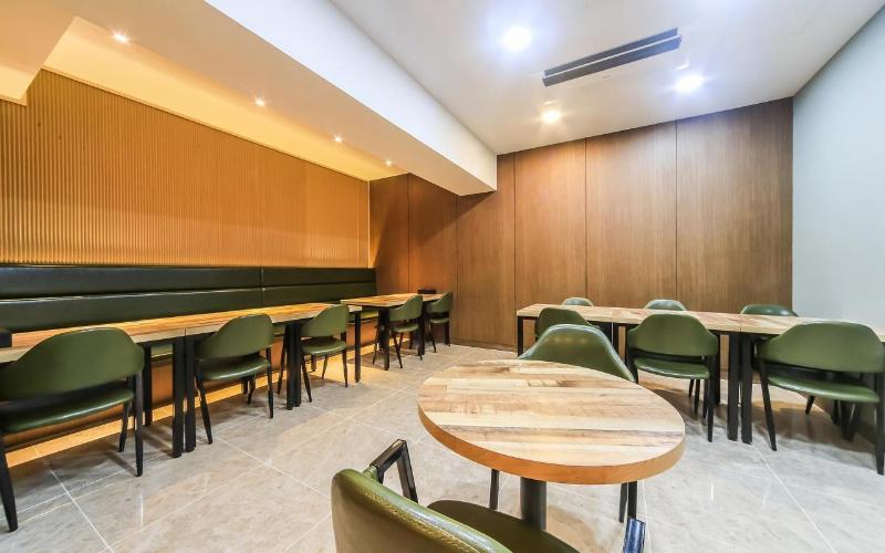 Hound Hotel Seomyeon Beomcheon