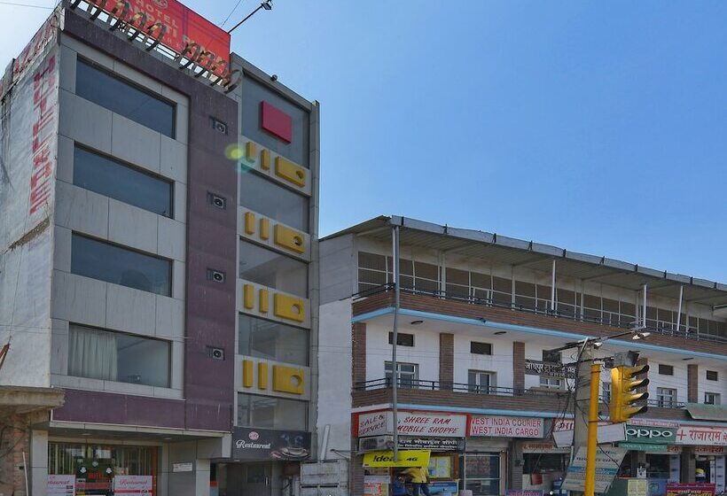 Отель A R Ganpati Plaza By Oyo Rooms