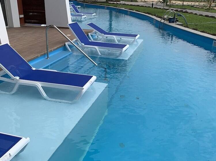 هتل African Princess Beach