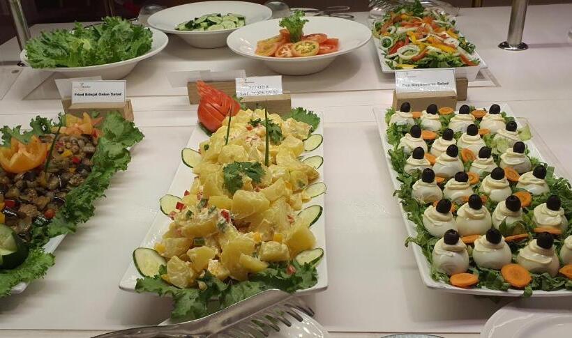 هتل African Princess Beach