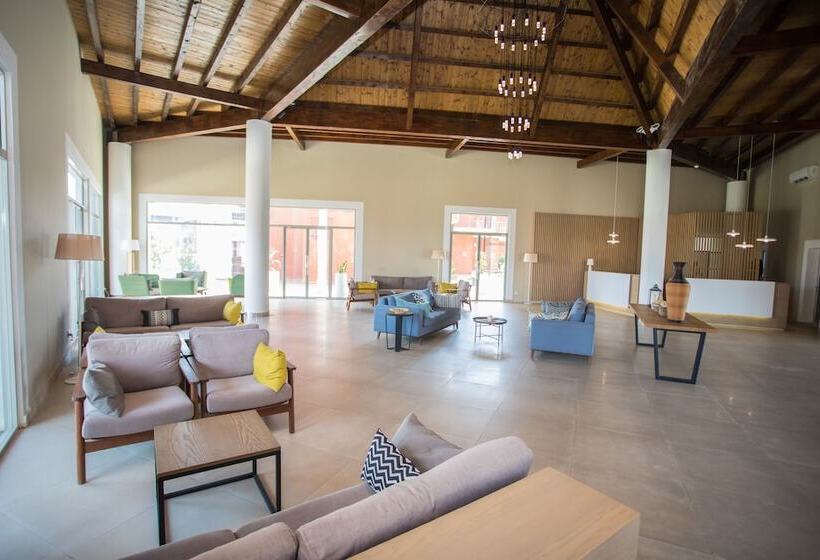 هتل African Princess Beach