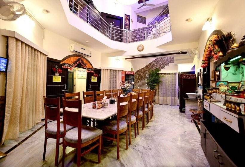 ホテル Aman Homestay, A Boutique