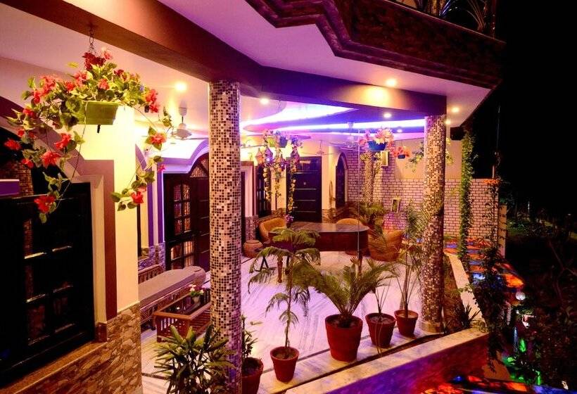 ホテル Aman Homestay, A Boutique