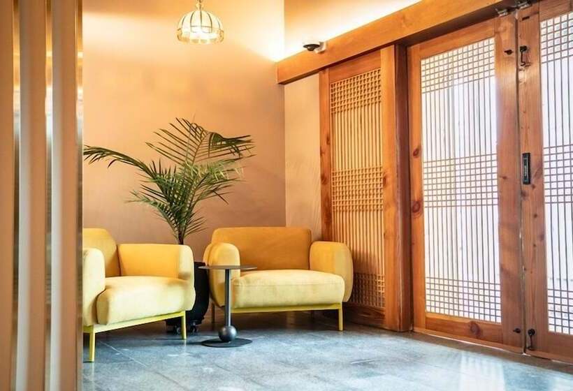 בית מלון כפרי Arrive Jeonju Sihwayeonpung