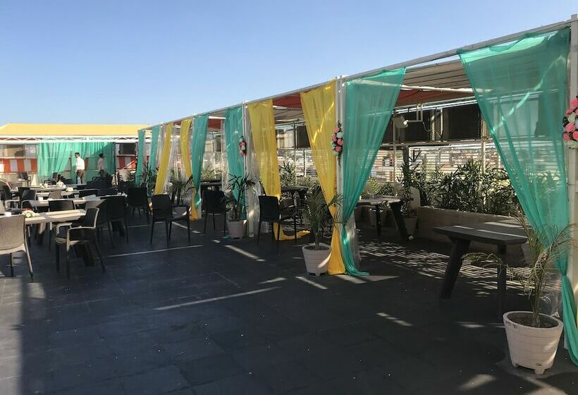 ホテル Bahia Heights