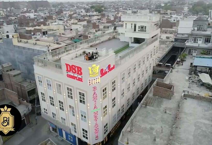 ホテル Bahia Heights