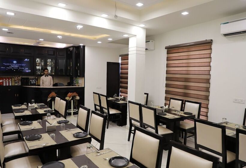 ホテル Bahia Heights