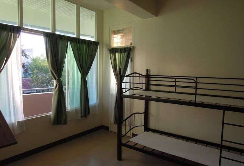 فندق Dumaguete Dormitel