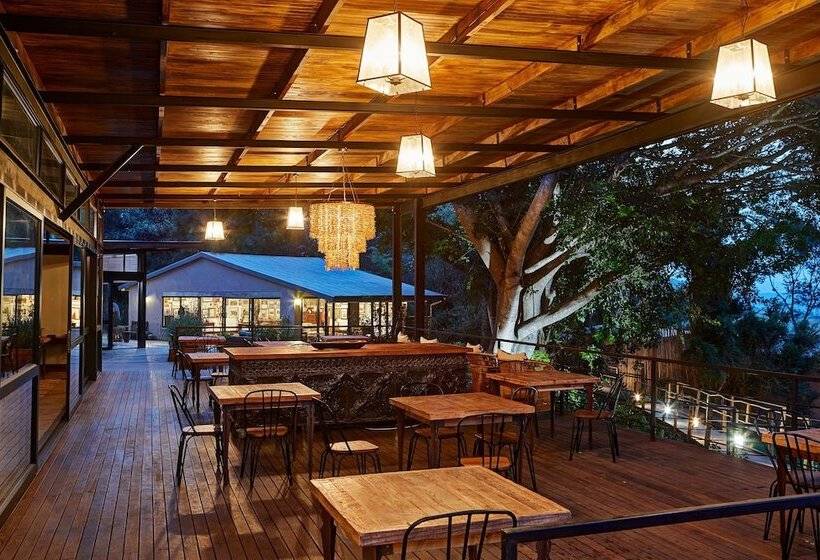 בית מלון כפרי Fugitives Drift Guest House