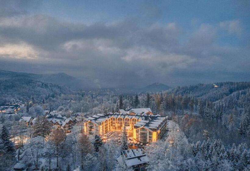 هتل Green Mountain 5