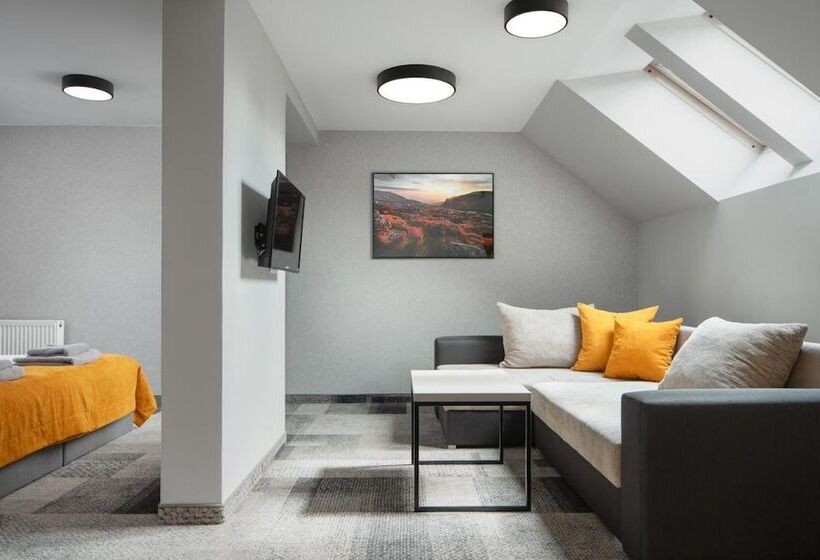 Отель Kristina Willa & Spa