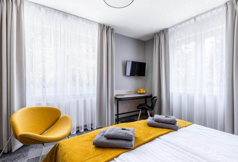 Отель Kristina Willa & Spa