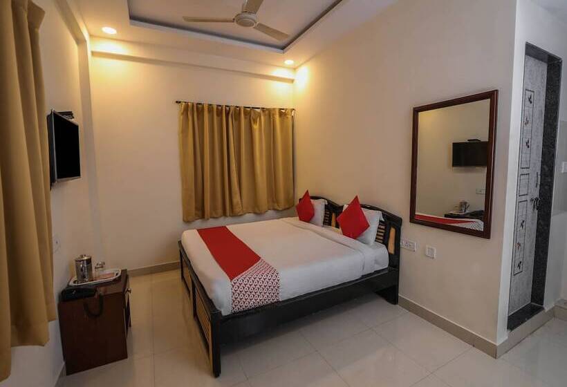 هتل Midtown By Oyo Rooms