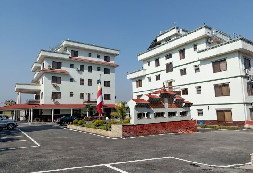 Hotel Mukhum International