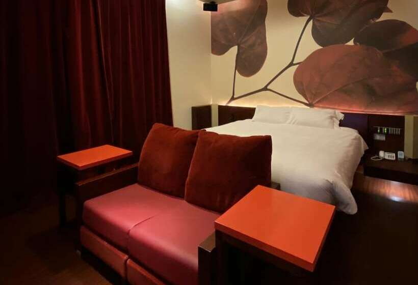 فندق Oasis  Adults Only