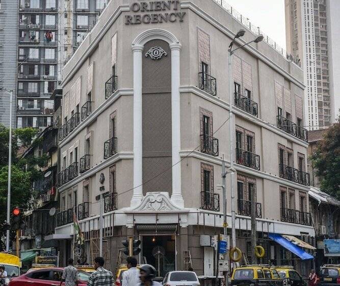 هتل Orient Regency