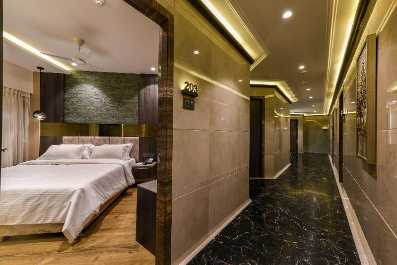 هتل Orient Regency