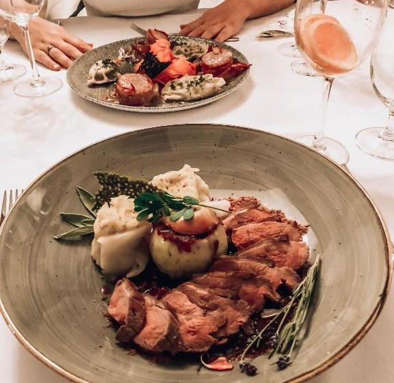 호텔 Pałac Wierzbiczany